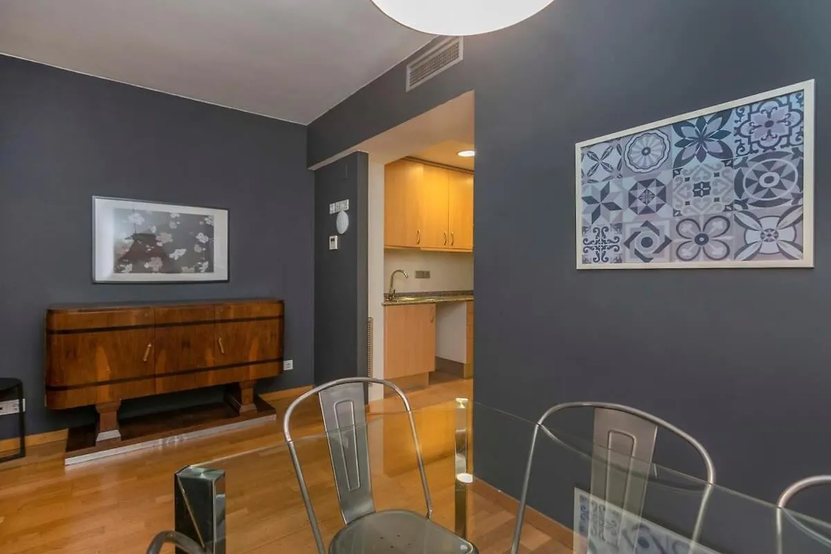 2 Bedroom With Balcony In Eixample 4-2 Barcelona Apartamento