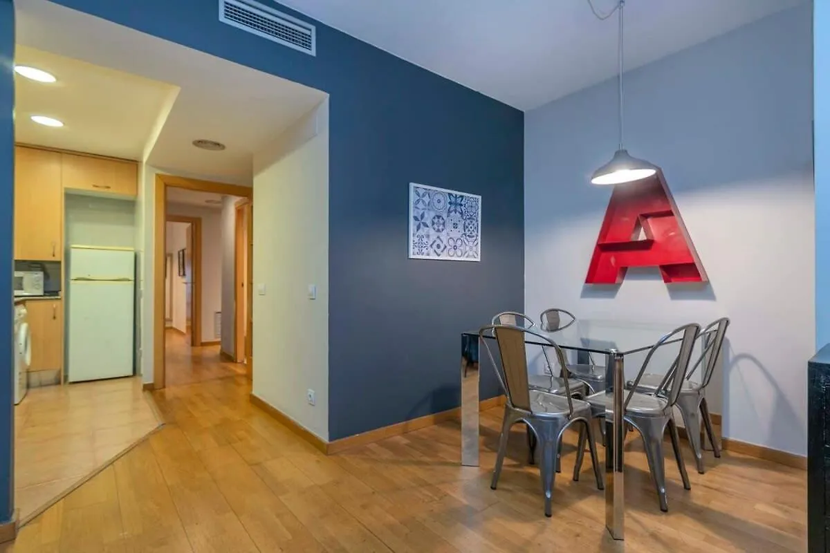 2 Bedroom With Balcony In Eixample 4-2 Barcelona Apartamento
