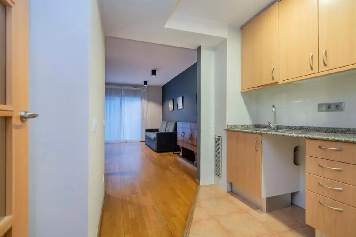 2 Bedroom With Balcony In Eixample 4-2 Barcelona 0*,