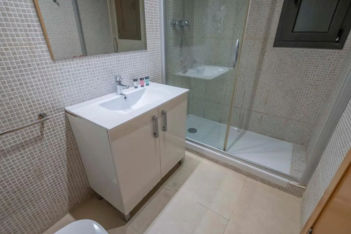 Apartamento 2 Bedroom With Balcony In Eixample 4-2 Barcelona España